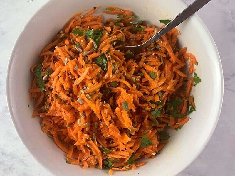 Salade de carotte et graines, style Rose Bakery