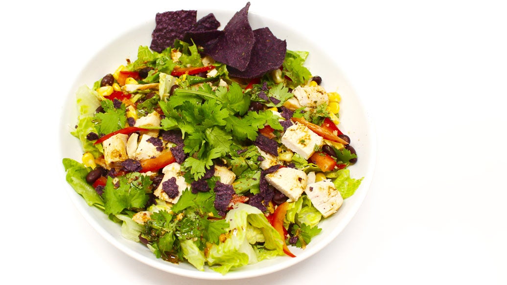 Salade de tacos au poulet et aux haricots noirs